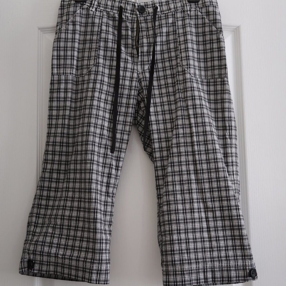 Cropped pants